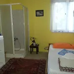 Habitación en casa particular Ecer *