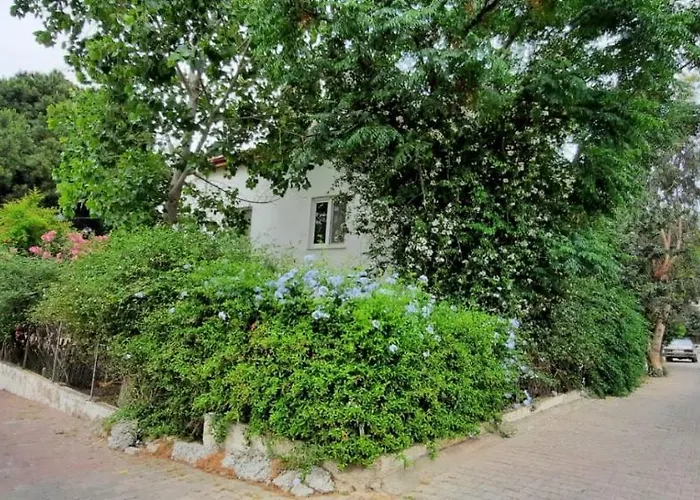 Ecer Kusadası